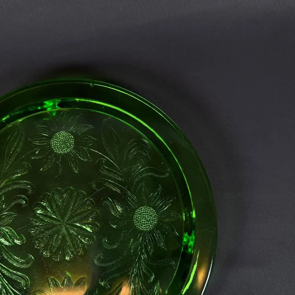 Depression Uranium Glass Flower 10'' Green Cake stand Plate vintage